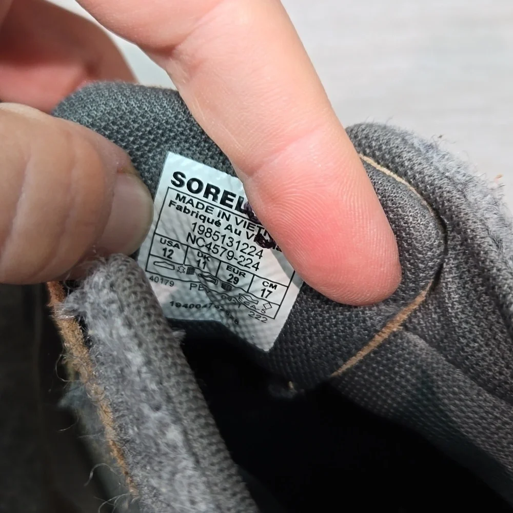 Sorel Kids Unisex Ankle Sneakers Waterproof Boots shoes sz 12 toddler